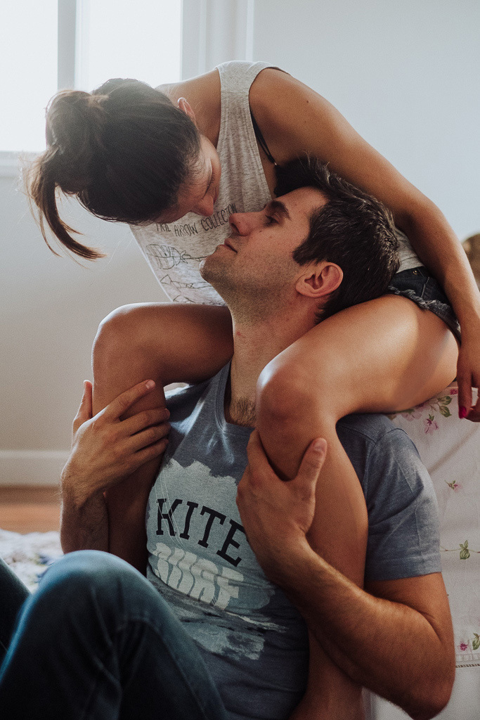 sessão-lifestyle-precasamento-prewedding-casamento-maringá-noivas-fotografodemaringa-fotografo de maringá- sessão em casa- fotos em casa- sessão home- fotografo de casamento