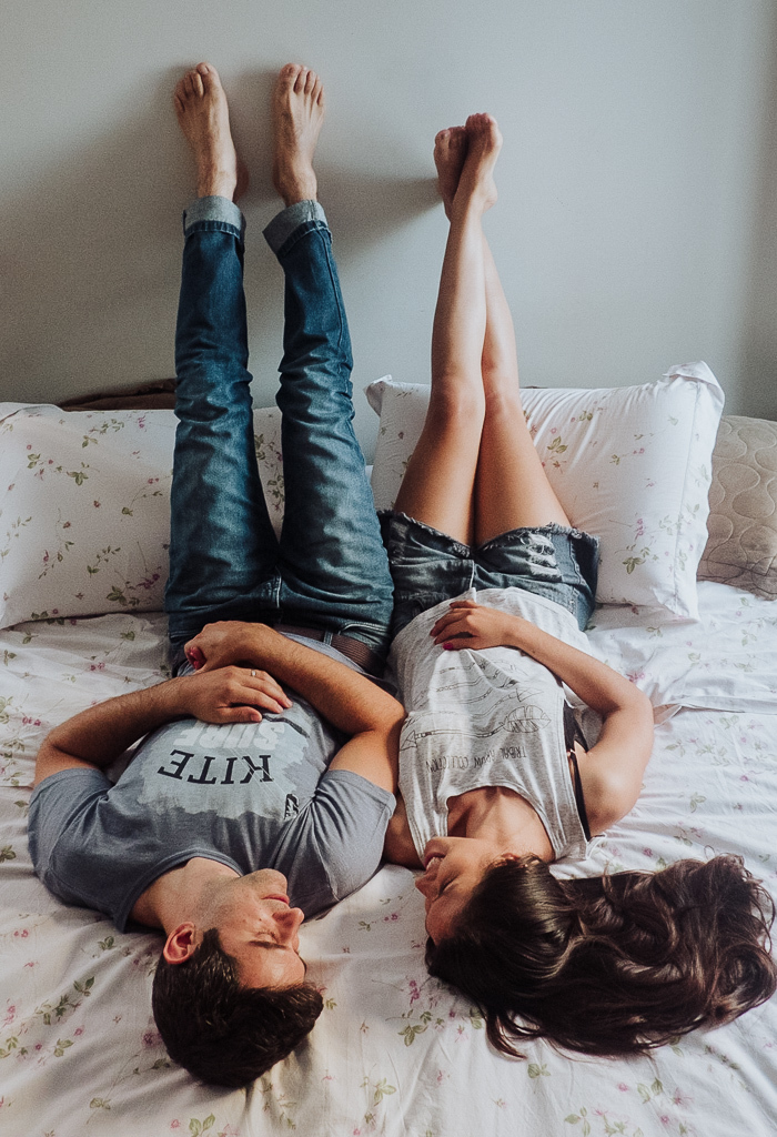 sessão-lifestyle-precasamento-prewedding-casamento-maringá-noivas-fotografodemaringa-fotografo de maringá- sessão em casa- fotos em casa- sessão home- fotografo de casamento