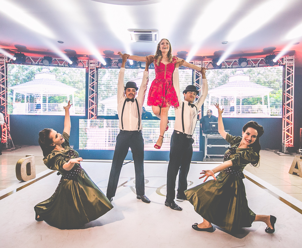 15 anos Rebecca-Rebecca-Dr. Marcia Colli- Marcia Colli- 15 anos Maringá