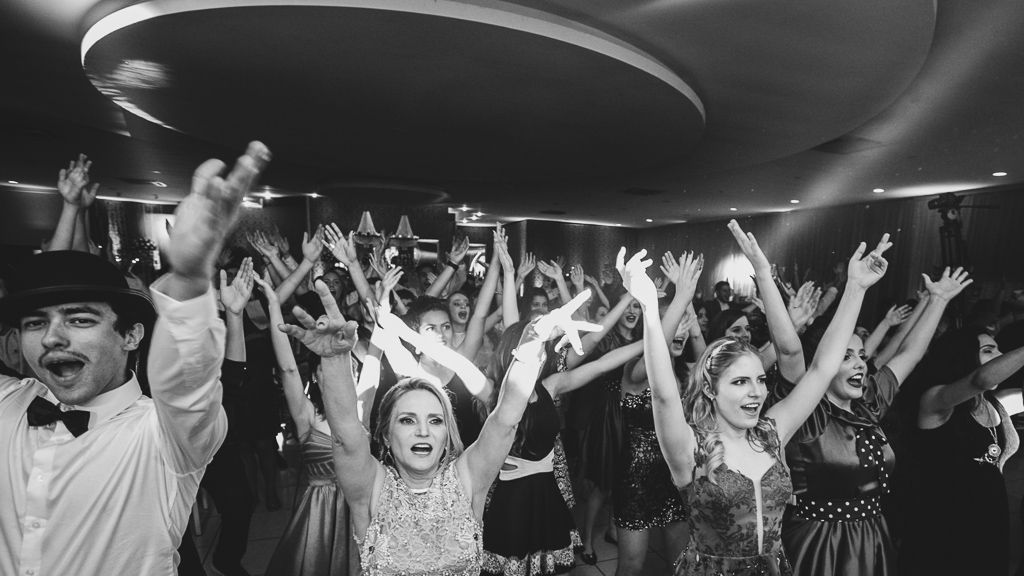 15 anos Rebecca-Rebecca-Dr. Marcia Colli- Marcia Colli- 15 anos Maringá