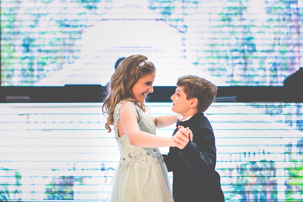 15 anos Rebecca-Rebecca-Dr. Marcia Colli- Marcia Colli- 15 anos Maringá