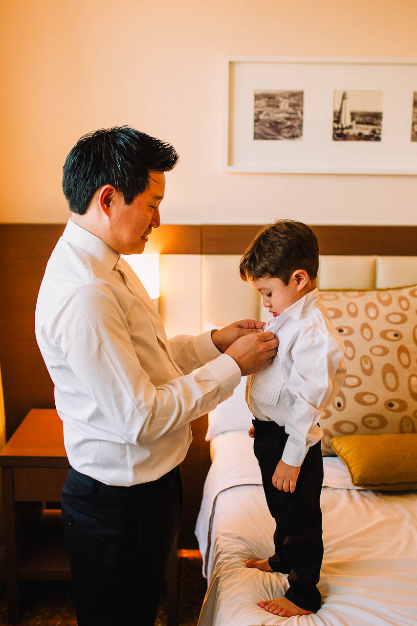 making of noivo, noivo, casamento, casamento Suellen e Egon, fotografo de casamento, fotografia de casamento, casamentos em Maringá, Moinho vermelho, Cida Macedo, traje de noivo 