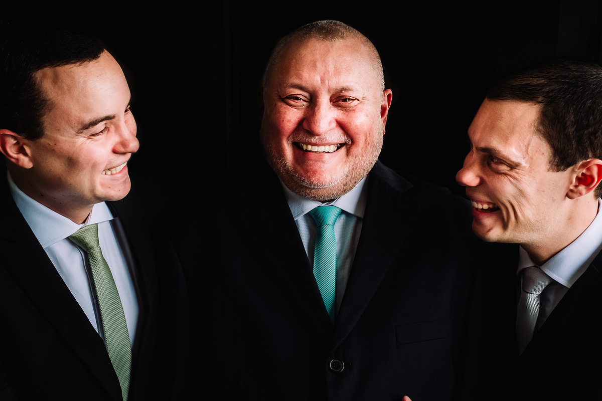 casamento Camila e Marcelo -making of noivo - noivas Maringá -fotografos de casamento - fotógrafos Maringá - casamento Giardino - casamento Catedral de Maringa - Pai e filho - casamento em Maringá - Thiago Lima fotografia