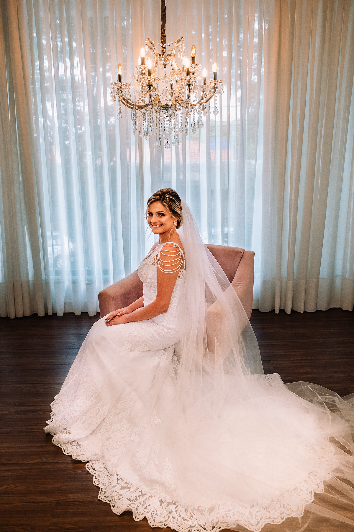 casamento Camila e Marcelo-making of noiva-noivas Maringá-fotografos de casamento- fotógrafos Maringá- casamento Giardino-casamento Catedral de Maringa- Le pequeno- Studio Leticia Pequeno - Thiago Lima fotografia - vestido de noiva