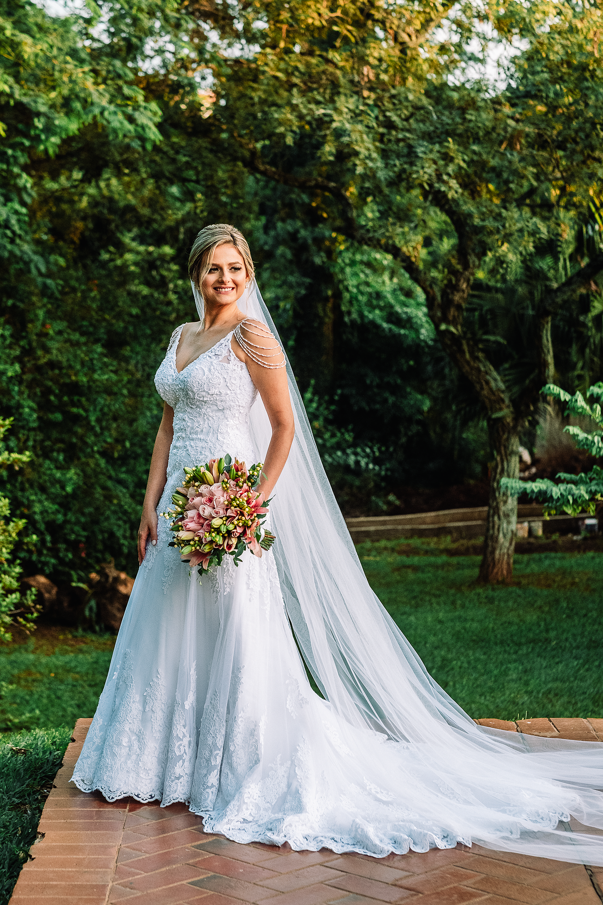 Casamento Camila e Marcelo - Casamento Maringá - Fotografo de casamento - Giardino Eventos - Assessoria de Casamento - Thiago Lima fotografia - Catedral de Maringá - Noivas Maringá - Decoração de Casamento - Assessoria de Casamento Maringá 