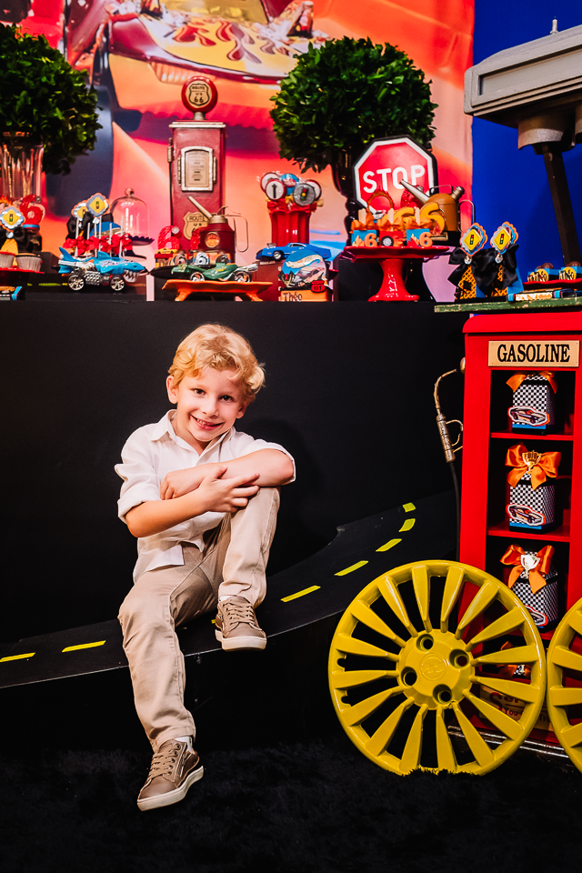 Aniversário infantil - Buffet Infantil - decoração de festa infantil - hot wheels - Decoração hot wheels - Thiago Lima fotografia - Fotografia infantil - Fotografia de Criança - Buffet infantil de Maringá - fotografo de Maringá