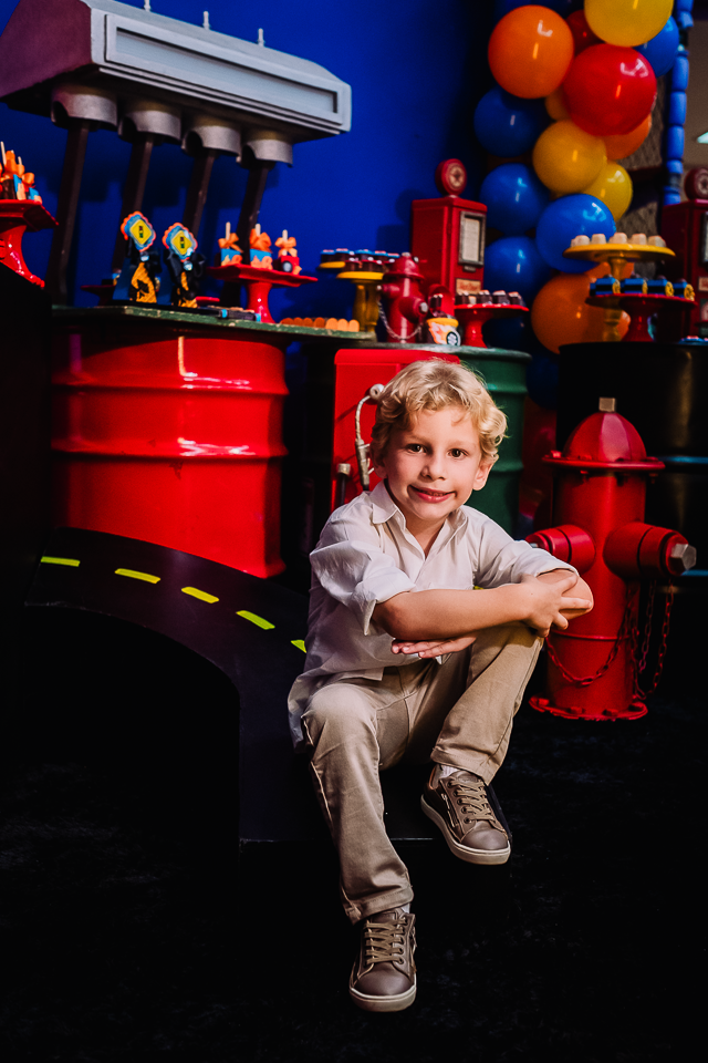 Aniversário infantil - Buffet Infantil - decoração de festa infantil - hot wheels - Decoração hot wheels - Thiago Lima fotografia - Fotografia infantil - Fotografia de Criança - Buffet infantil de Maringá - fotografo de Maringá