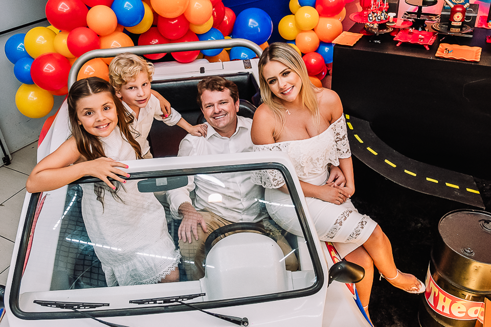 Aniversário infantil - Buffet Infantil - decoração de festa infantil - hot wheels - Decoração hot wheels - Thiago Lima fotografia - Fotografia infantil - Fotografia de Criança - Buffet infantil de Maringá - fotografo de Maringá