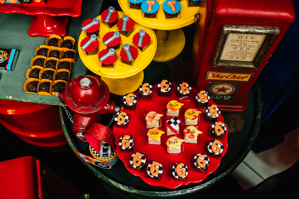 Aniversário infantil - Buffet Infantil - decoração de festa infantil - hot wheels - Decoração hot wheels - Thiago Lima fotografia - Fotografia infantil - Fotografia de Criança - Buffet infantil de Maringá - fotografo de Maringá