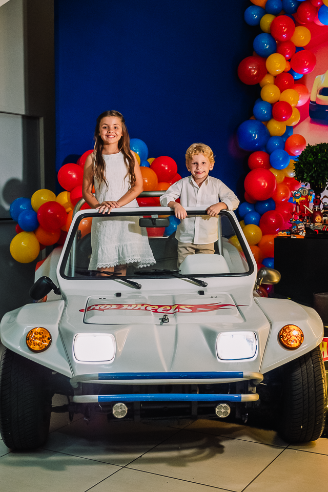 Aniversário infantil - Buffet Infantil - decoração de festa infantil - hot wheels - Decoração hot wheels - Thiago Lima fotografia - Fotografia infantil - Fotografia de Criança - Buffet infantil de Maringá - fotografo de Maringá