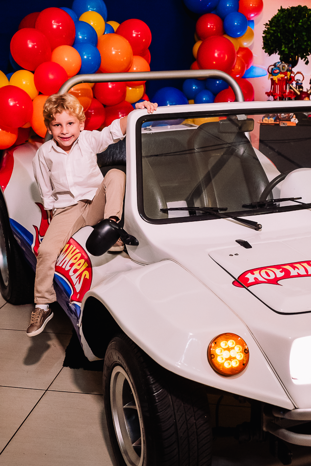 Aniversário infantil - Buffet Infantil - decoração de festa infantil - hot wheels - Decoração hot wheels - Thiago Lima fotografia - Fotografia infantil - Fotografia de Criança - Buffet infantil de Maringá - fotografo de Maringá