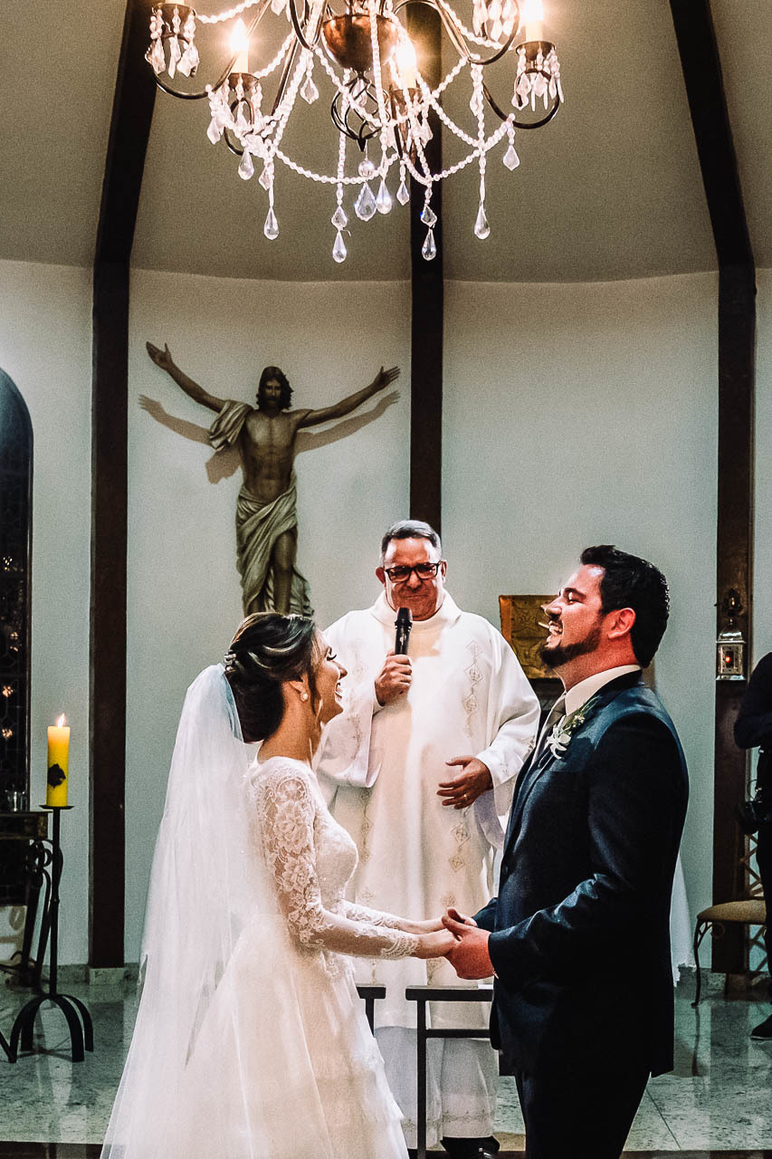 Casamento Lais e Guilherme - Fotografia de casamento - Fotografo de Casamento Maringá - Thiago Lima fotografia - Fotografo Thiago Lima - Decoração de Casamento - Capela São Luiz Gonzaga - Noivas - Vestido de Noiva - Assessoria de Casamento