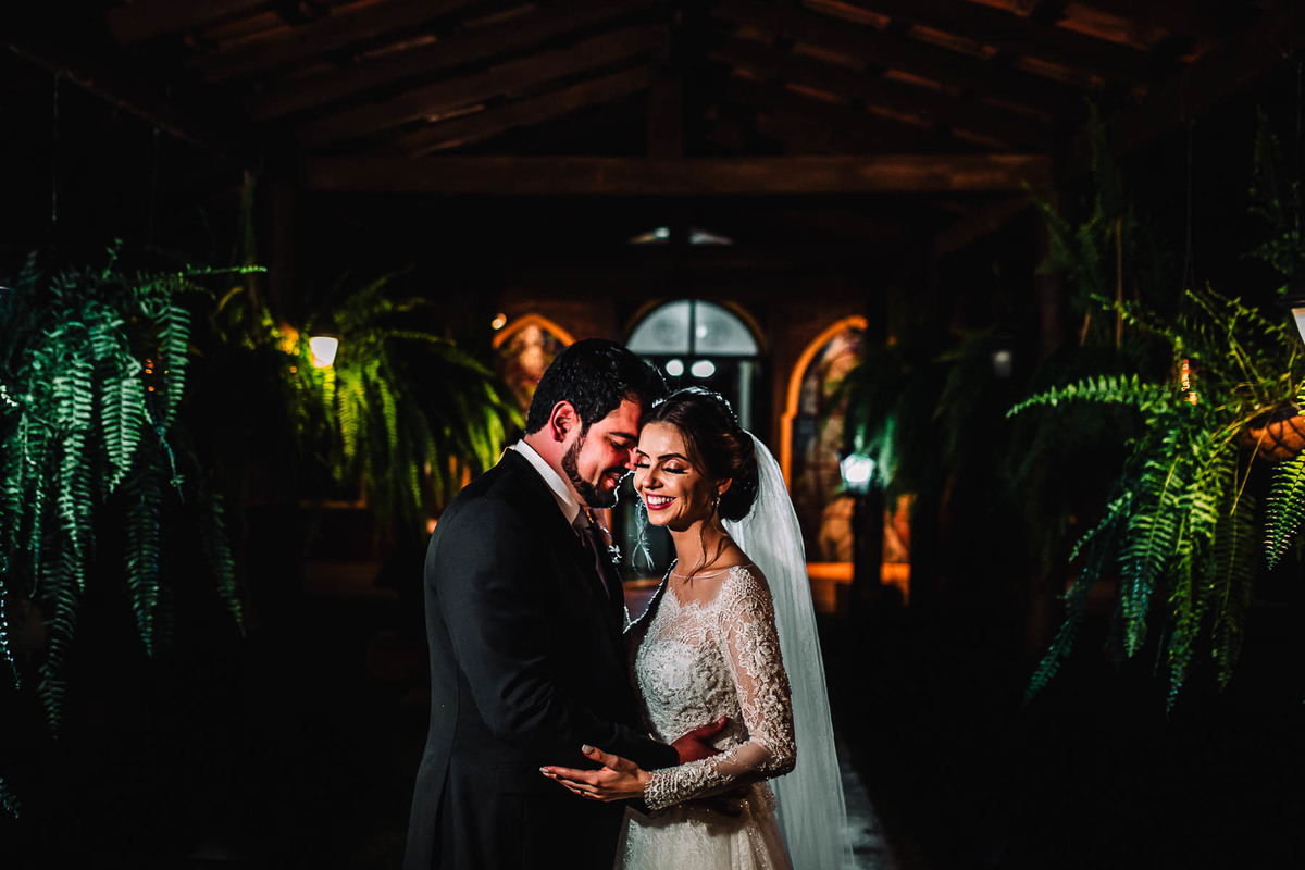 Casamento Lais e Guilherme - Fotografia de casamento - Fotografo de Casamento Maringá - Thiago Lima fotografia - Fotografo Thiago Lima - Decoração de Casamento - Capela São Luiz Gonzaga - Noivas - Vestido de Noiva - Assessoria de Casamento