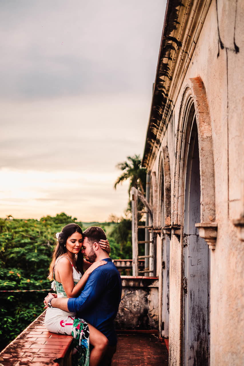 Pré wedding - Pré casamento - Noivas - Ensaio de Casal - Thiago Lima fotografia - Ensaio - Lugar Rústico - Idéias de Pré Wedding - Sessão de Casal - Hotel Abandonado - Hotel Yara - Hotem em Bandeirantes