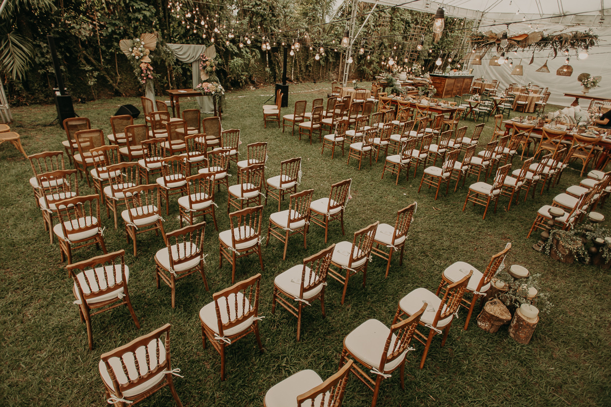 Decoração Boho do casamento de dia. Visão Geral da decoração.
