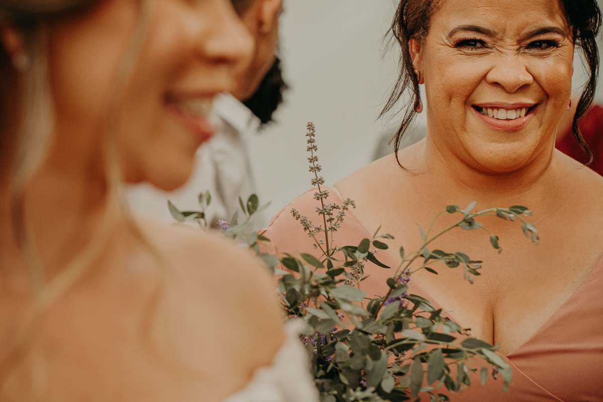 sorriso da mae da noiva