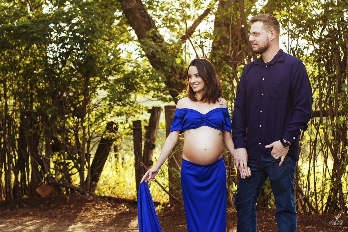 Ensaio de gestante, Carol + Renan = Bernardo, fotografado por Gustavo Ghiselli Fotografia, na fazenda Morro Vermelho em Jaú-Sp, em um fim de tarde incrível!