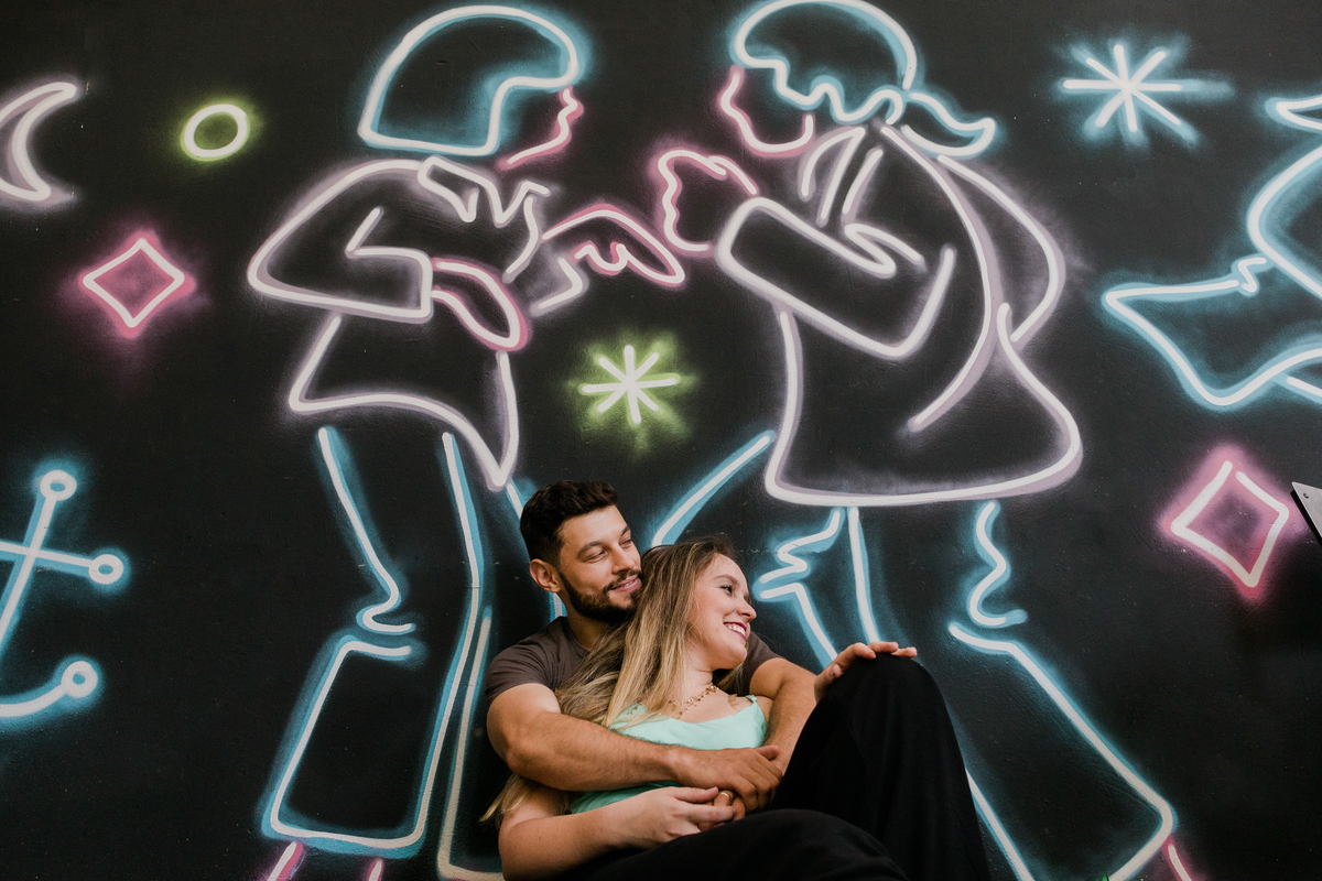 Sessão pré-wedding, fotografada em  Jaú-Sp, no pub RIVERSIDE.