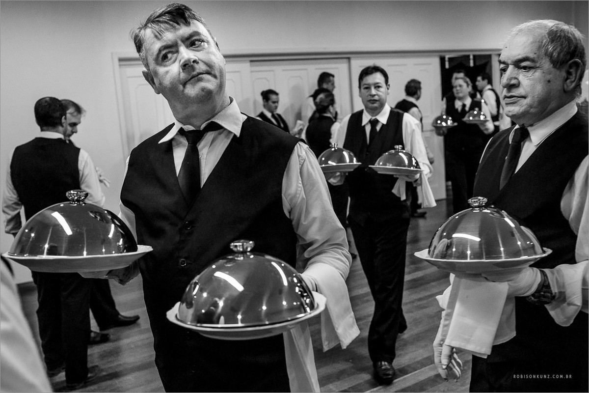 servindo a francesa no casamento
