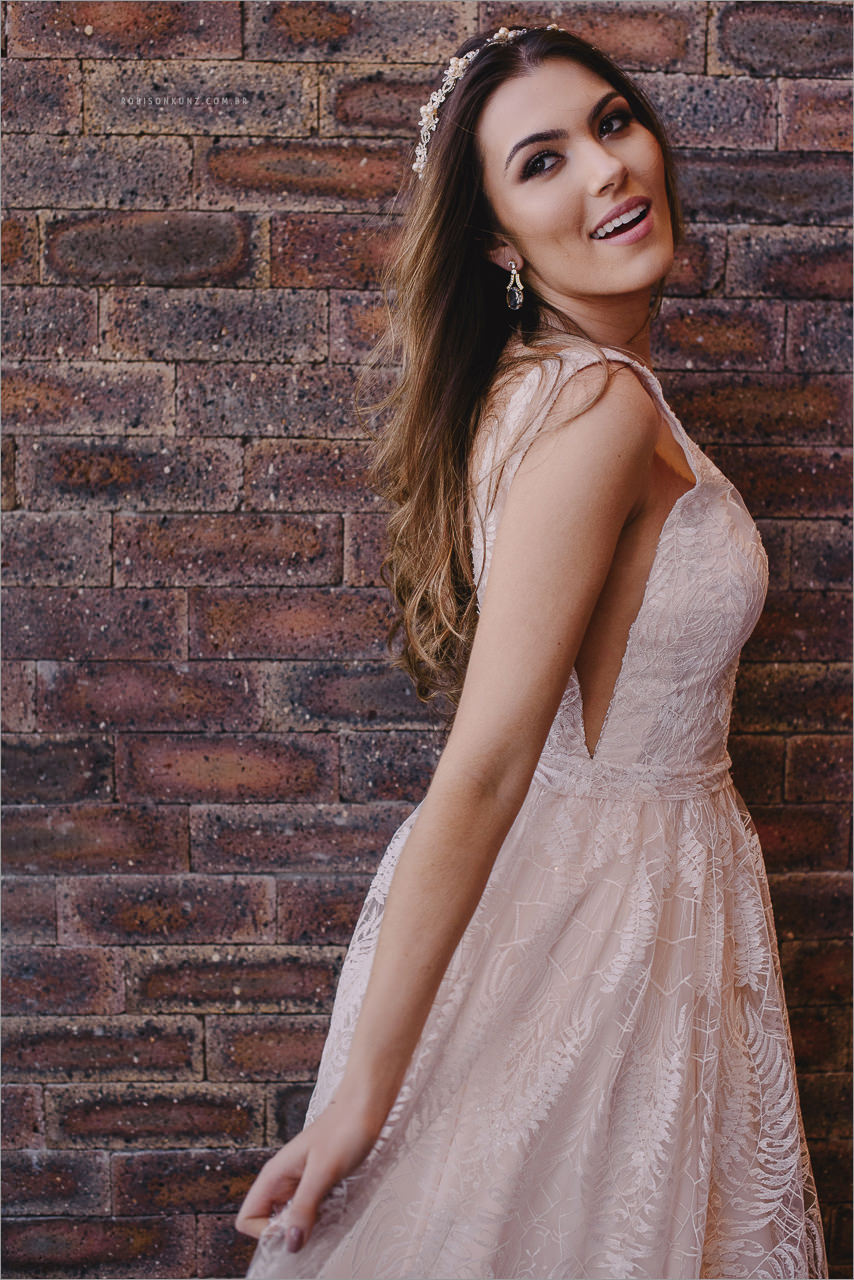 editorial de mova com vestido de noiva