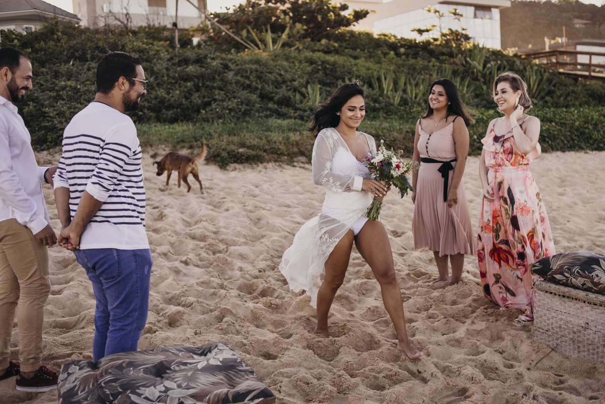 elopement wedding, Florianópolis, Balneário Camboriú, SC, Santa Catarina, casamento, wedding, destination, noiva, noivas, brasil, noivo, praia, fotografo, fotografia