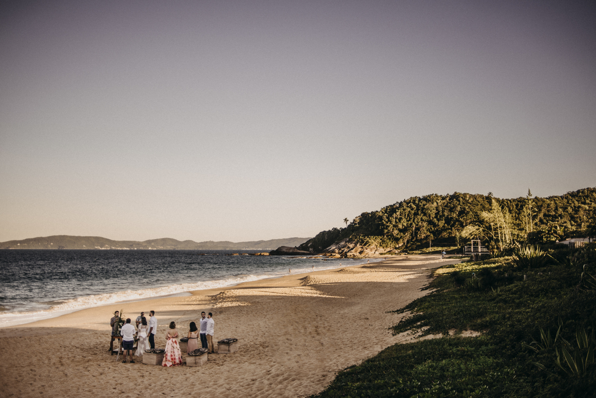elopement wedding, Florianópolis, Balneário Camboriú, SC, Santa Catarina, casamento, wedding, destination, noiva, noivas, brasil, noivo, praia, fotografo, fotografia