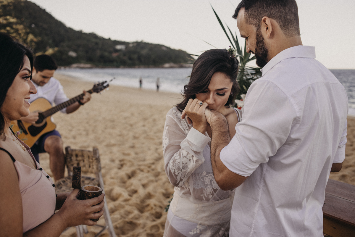 elopement wedding, Florianópolis, Balneário Camboriú, SC, Santa Catarina, casamento, wedding, destination, noiva, noivas, brasil, noivo, praia, fotografo, fotografia
