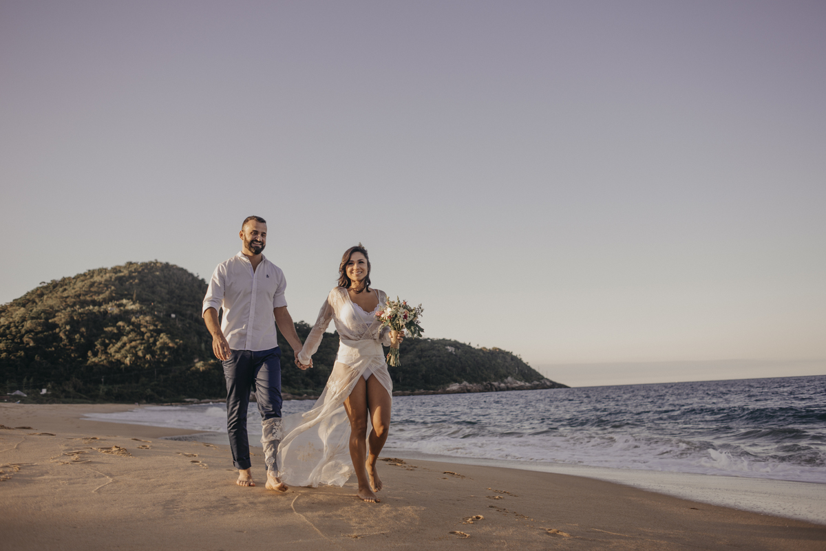 elopement wedding, Florianópolis, Balneário Camboriú, SC, Santa Catarina, casamento, wedding, destination, noiva, noivas, brasil, noivo, praia, fotografo, fotografia