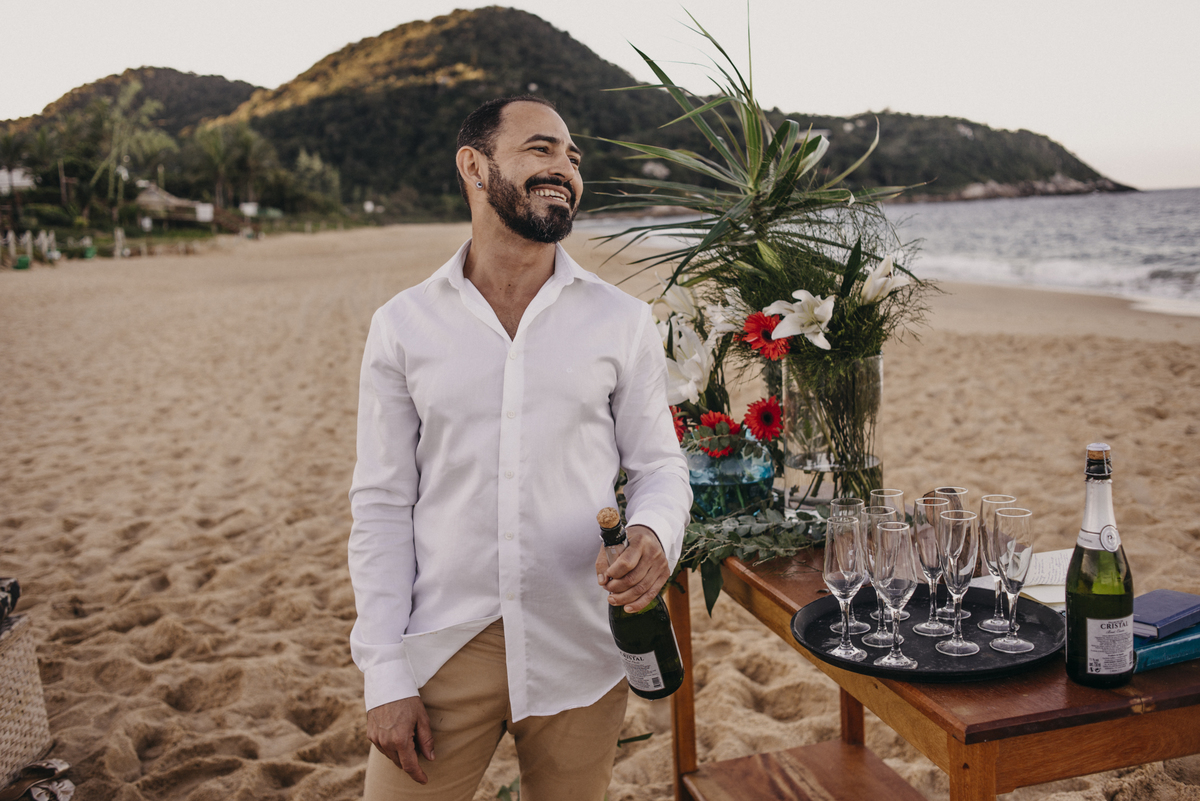 elopement wedding, Florianópolis, Balneário Camboriú, SC, Santa Catarina, casamento, wedding, destination, noiva, noivas, brasil, noivo, praia, fotografo, fotografia