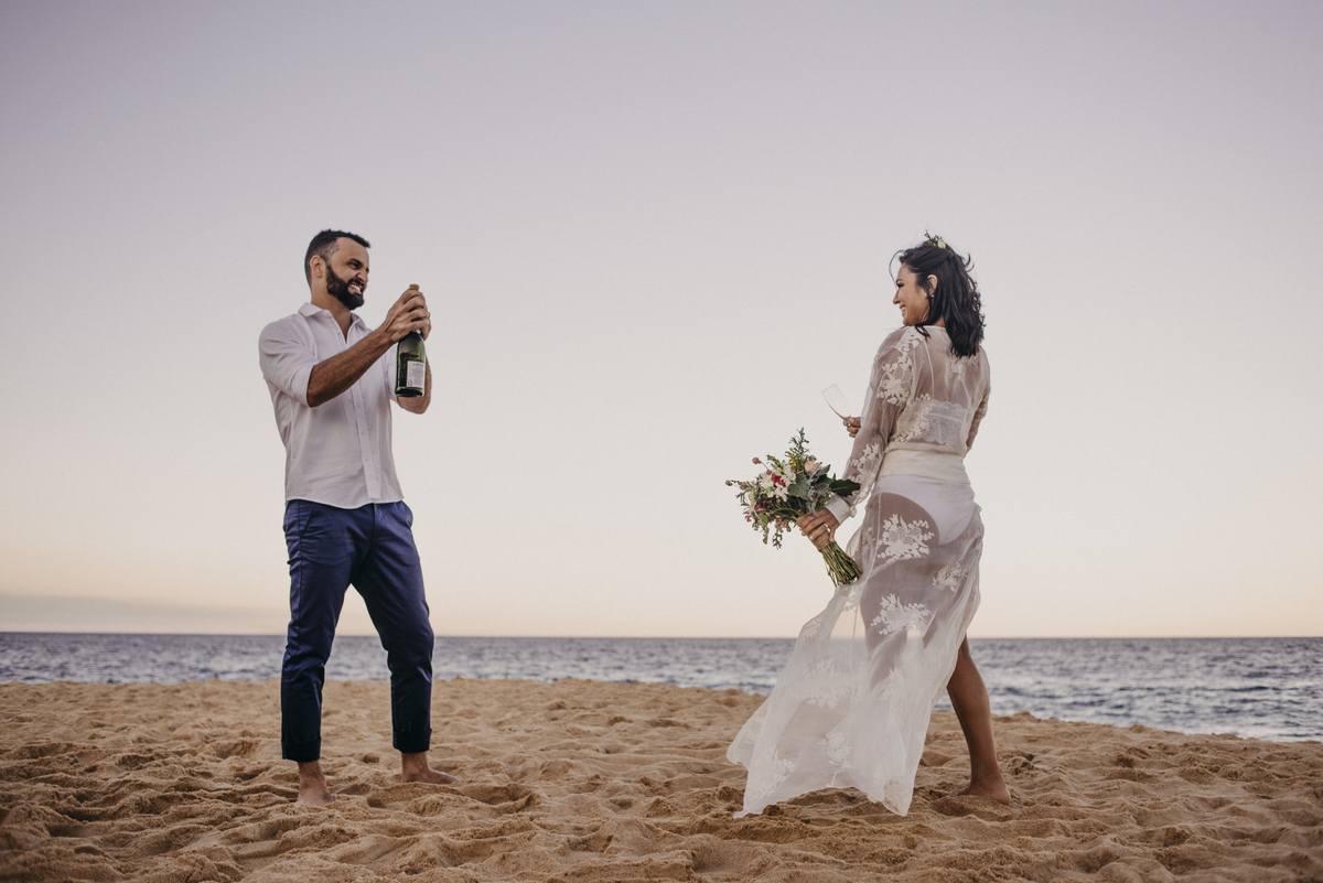 elopement wedding, Florianópolis, Balneário Camboriú, SC, Santa Catarina, casamento, wedding, destination, noiva, noivas, brasil, noivo, praia, fotografo, fotografia