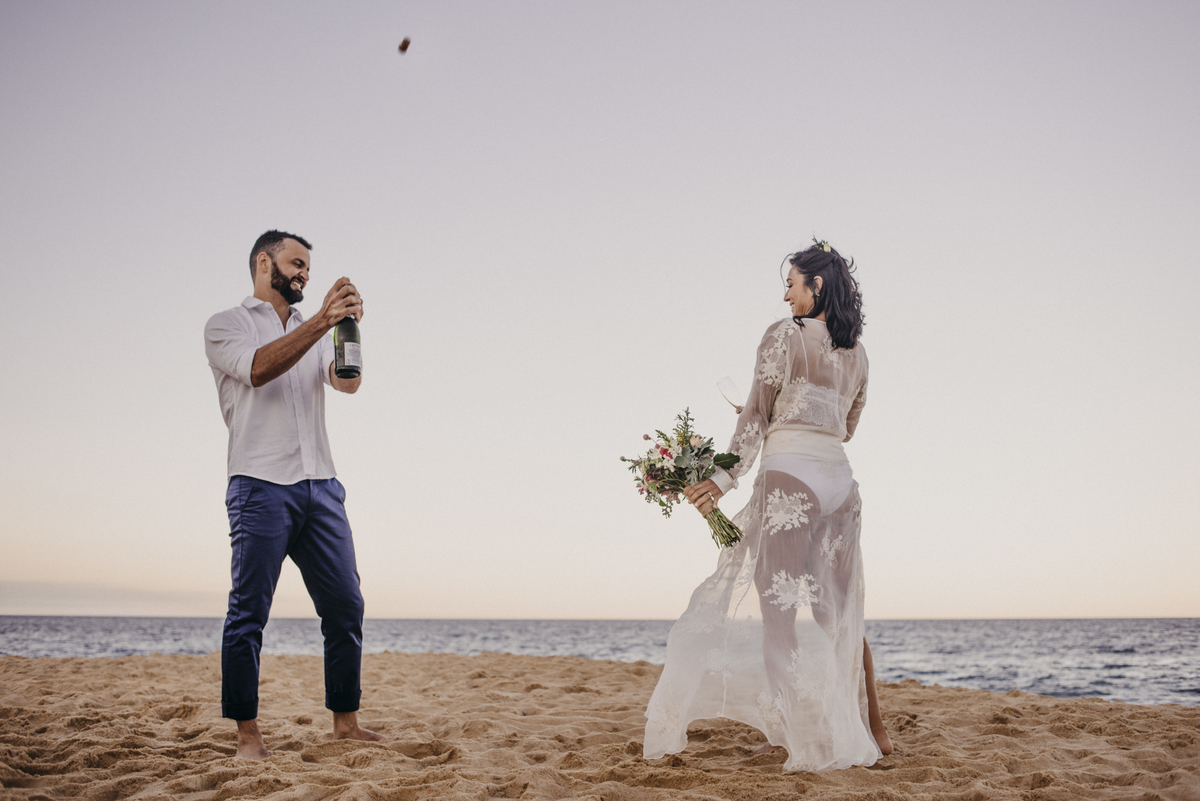 elopement wedding, Florianópolis, Balneário Camboriú, SC, Santa Catarina, casamento, wedding, destination, noiva, noivas, brasil, noivo, praia, fotografo, fotografia