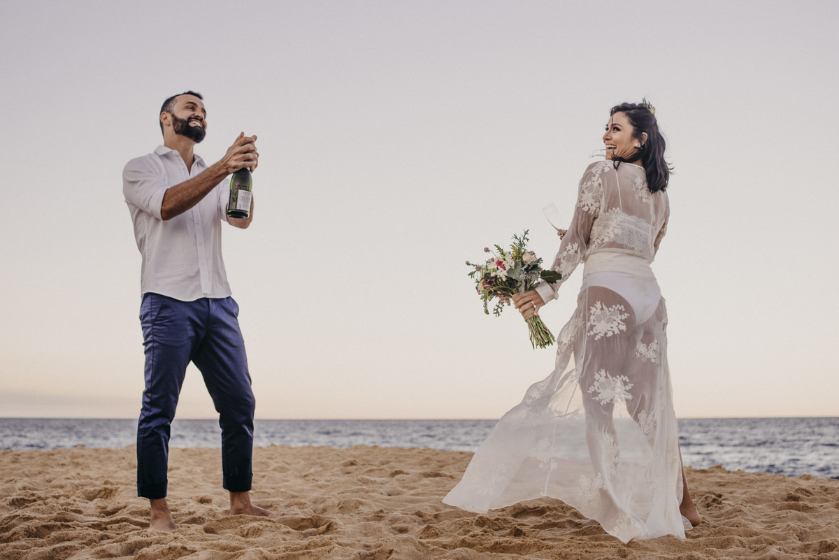 elopement wedding, Florianópolis, Balneário Camboriú, SC, Santa Catarina, casamento, wedding, destination, noiva, noivas, brasil, noivo, praia, fotografo, fotografia