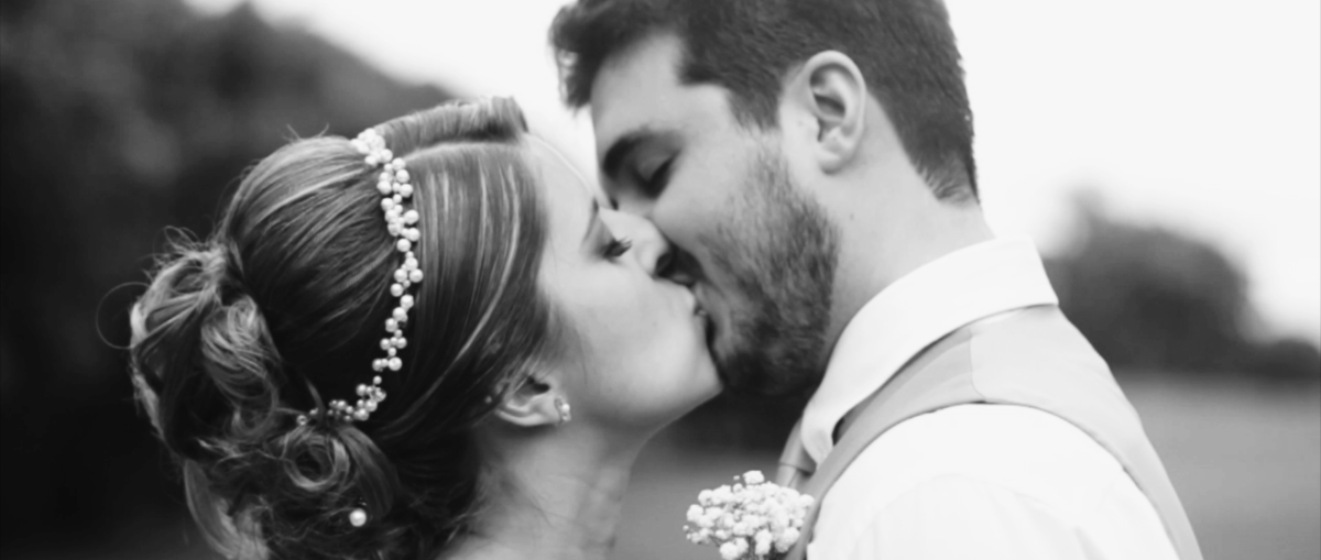 Casamento no campo em pleno litoral de São Paulo. O Golf Club Santos São Vicente é uma opção de casamento na natureza.