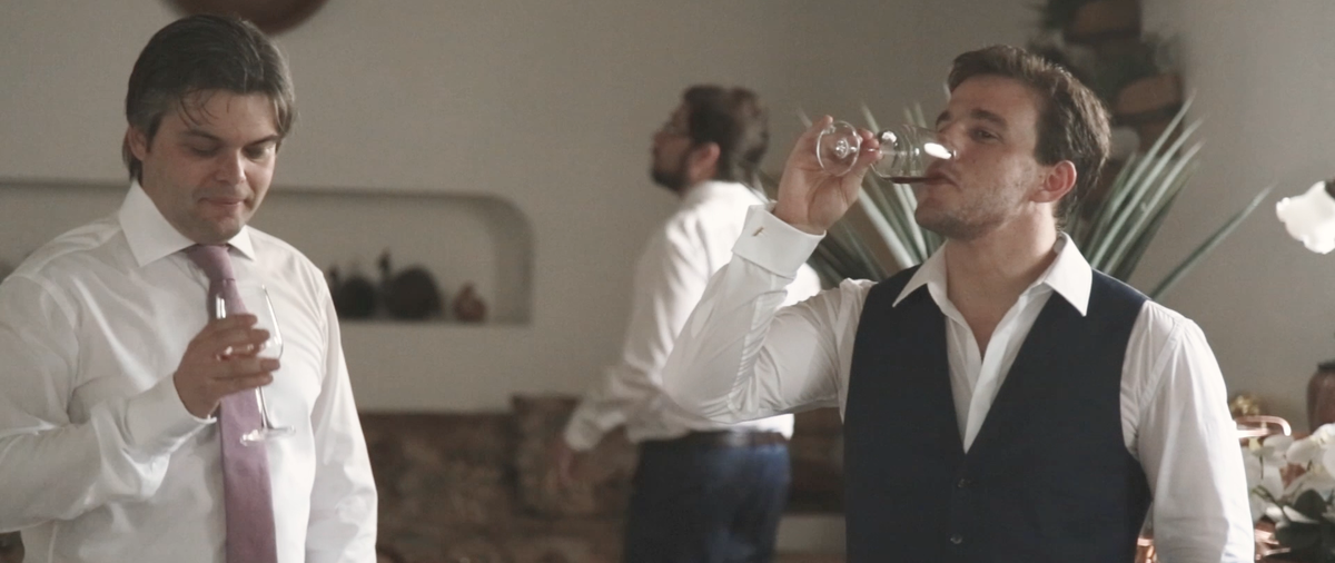 Casamento no campo. Ana e André escolheram a Fazenda Vila Rica para um lindo casamento no campo. Com fotos de Renata e Yuri Fotografia e vídeo de Gravata Florida Filmes.