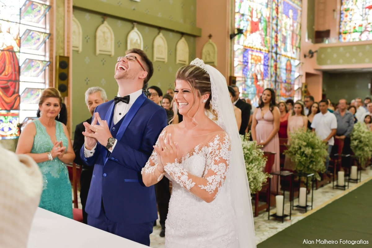 casamento-bolo-Vestido de Noiva-fotos de casamento-Fotógrafo em Marília-Mari Cabelo e Estetica-Joyce Perfeito-Marliane Silva-Organize