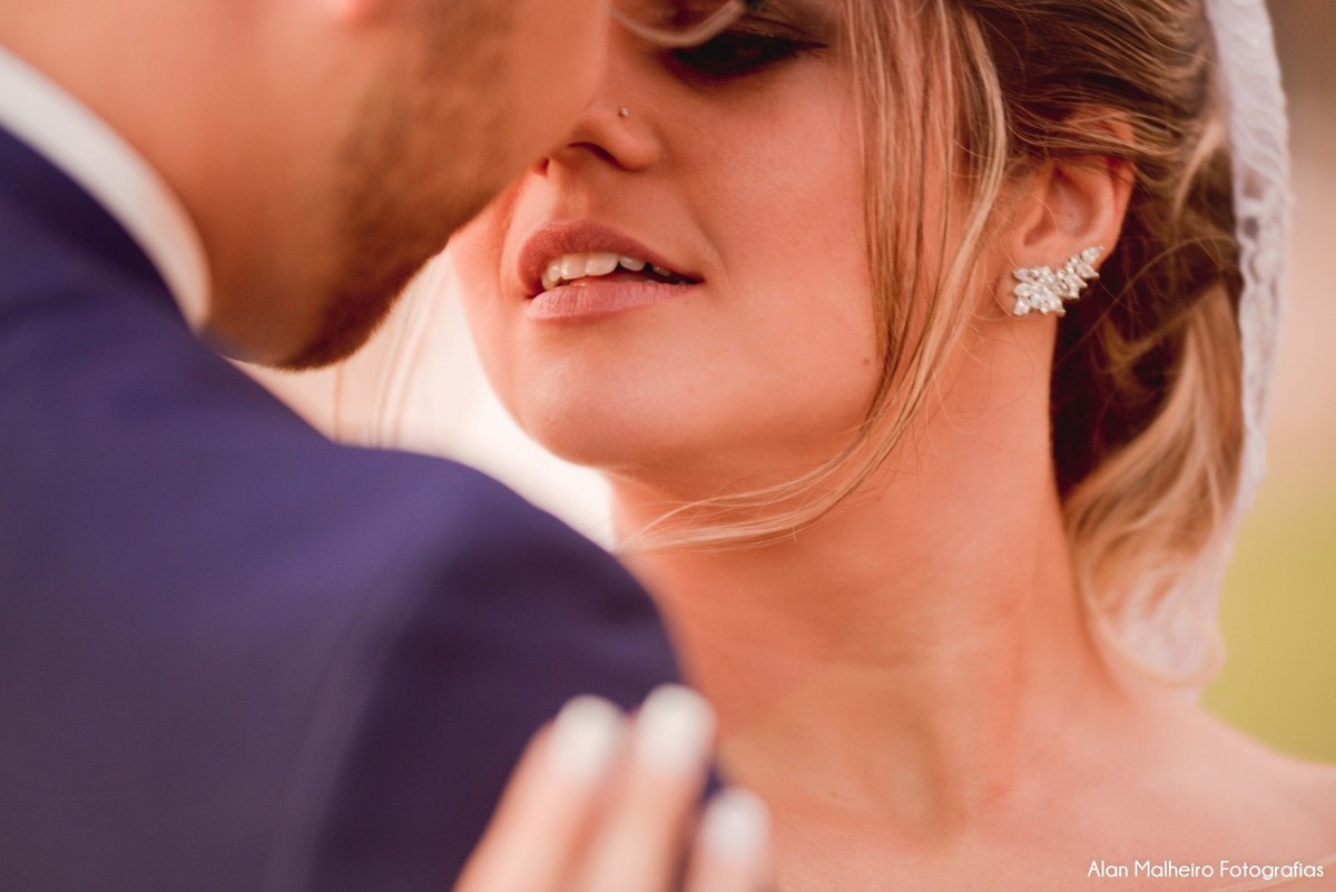 casamento-bolo-Vestido de Noiva-fotos de casamento-Fotógrafo em Marília-Mari Cabelo e Estetica-Joyce Perfeito-Marliane Silva-Organize