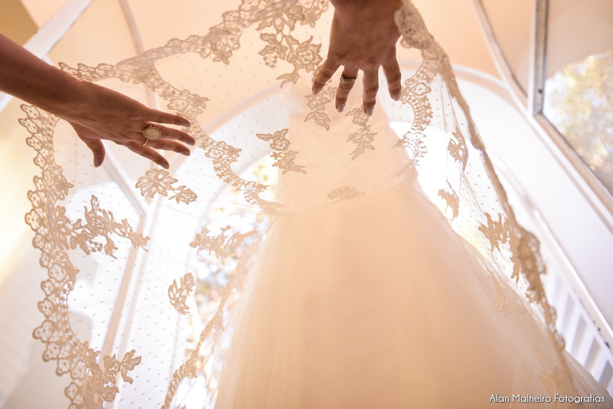 casamento-de-dia-fotógrafo-de-casamento-fotógrafo em Marília-Noiva-pré-wedding-fotógrafo de marília-Golden Palace-Adriana Zequini-Thita Marcon-Grand Salon--Pecado Capital-Fotógrafo Social-vestido de noiva-buquê-decoração de casamento