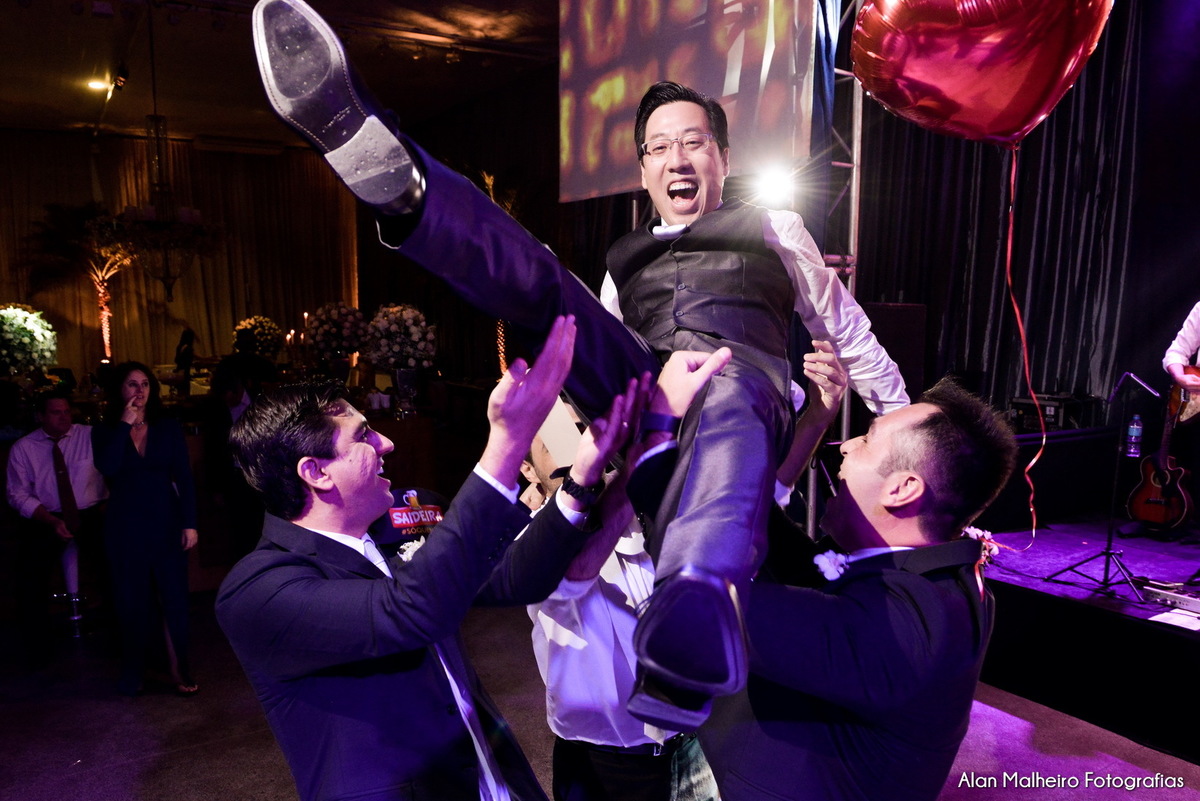 casamento-de-dia-fotógrafo-de-casamento-fotógrafo em Marília-Noiva-pré-wedding-fotógrafo de marília-Golden Palace-Adriana Zequini-Thita Marcon-Grand Salon--Pecado Capital-Fotógrafo Social-vestido de noiva-buquê-decoração de casamento