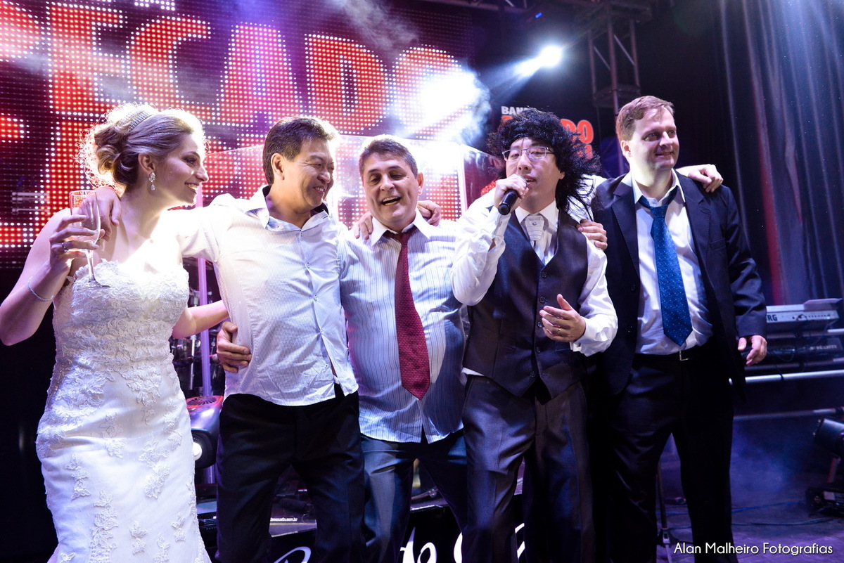 casamento-de-dia-fotógrafo-de-casamento-fotógrafo em Marília-Noiva-pré-wedding-fotógrafo de marília-Golden Palace-Adriana Zequini-Thita Marcon-Grand Salon--Pecado Capital-Fotógrafo Social-vestido de noiva-buquê-decoração de casamento