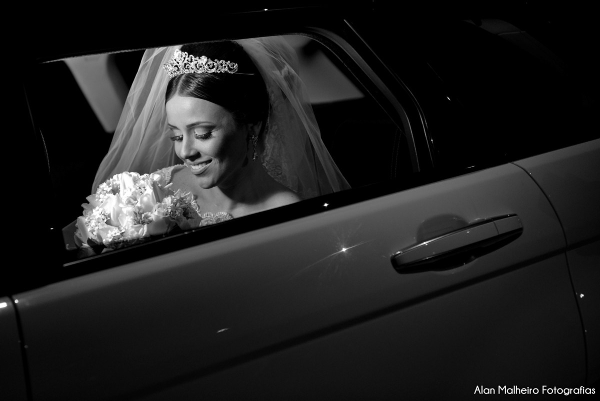 casamento-de-dia-fotógrafo-de-casamento-fotógrafo-em-Marília-Noivo-Noiva-vestido-pré-wedding-fotógrafo em Marília-aliança-casamento-fotos-bolo-Daniel Coltri-Sergio Murilo-Moinho Matarazzo-Vestido de Noiva-fotos de casamento-Leandro Gustavo