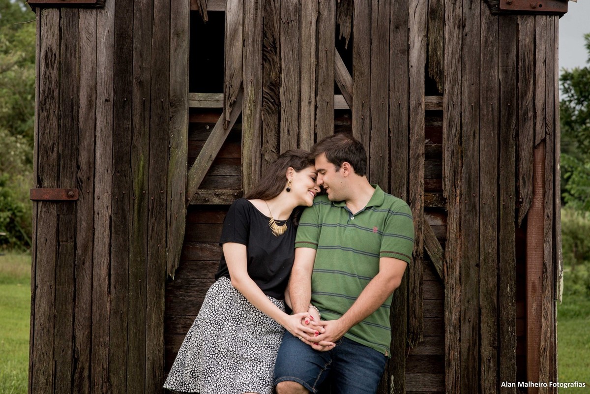 pre-wedding-pré-casamento-sessão fotografica-sessão  de fotos-casamento-São Carlos
-vestido de noiva-Fotógrafo em Marília-Fotografia de casamento-Fotógrafo Profissional