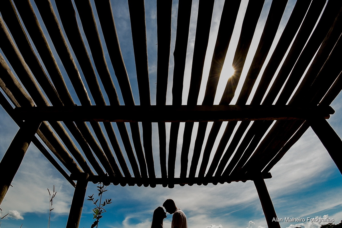 pre-wedding-pré-casamento-sessão fotografica-sessão  de fotos-casamento-Fazenda da Unimar
-vestido de noiva-Fotógrafo em Marília-Fotografia de casamento-Fotógrafo Profissional