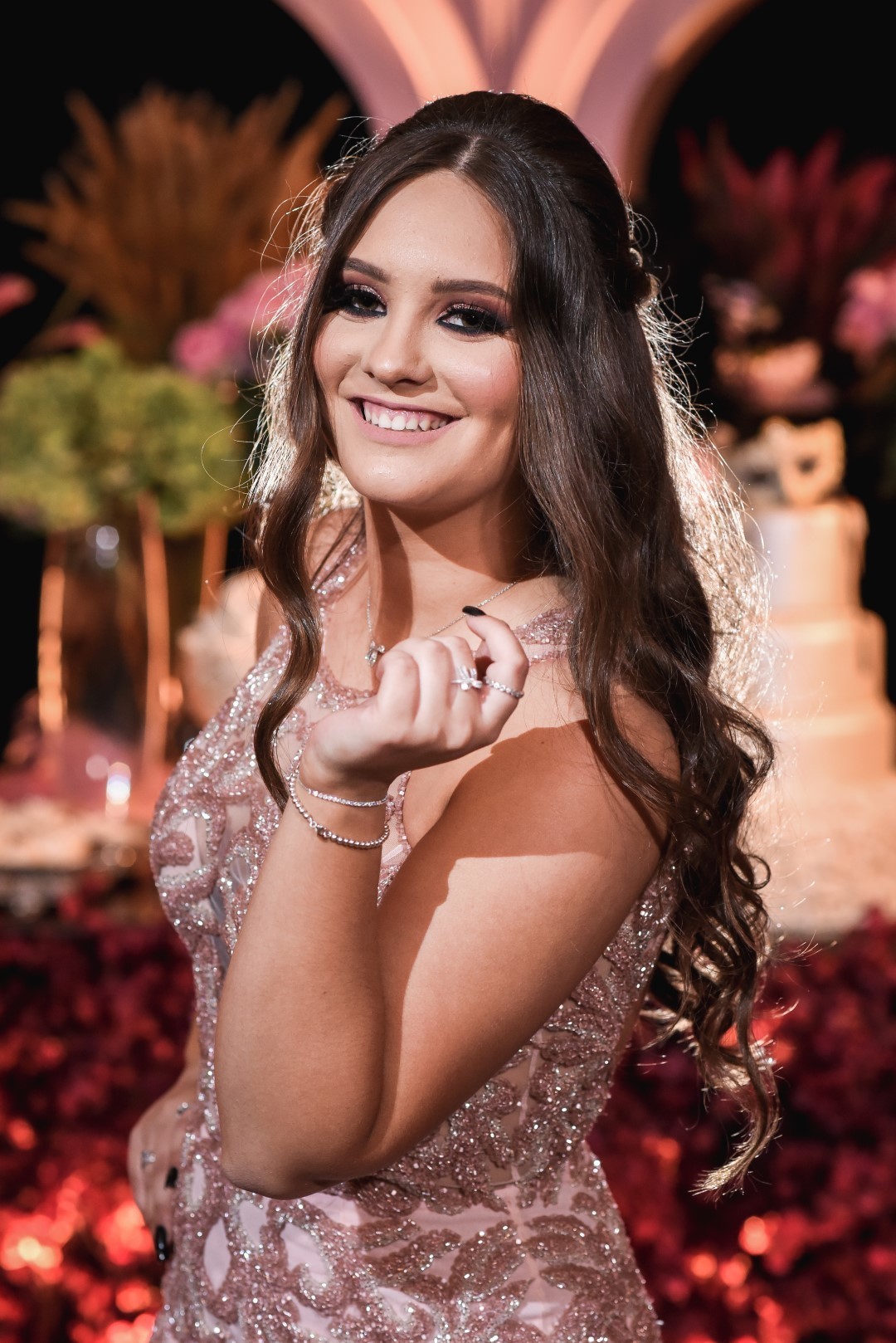 fotógrafo-de-casamento-fotógrafo em Marília-debutante-buffet Planalto-fotógrafo de marília-moinho matarazzo-Adriana Zequini-Thita Marcon-Grand Salon-Fotógrafo Social-vestido de debutante-15anos-decoração de 15 anos-15 anos-bolo de 15 anos