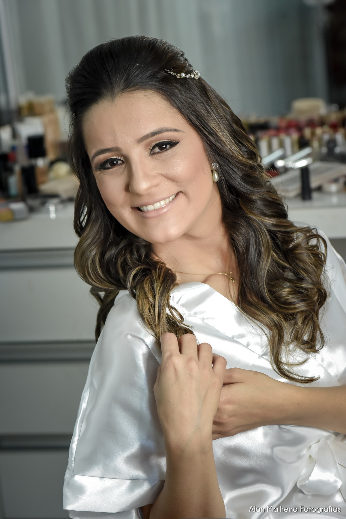 casamento tradicional-fotógrafo-fotógrafo-em-Marília-Noiva-fotógrafo em marília-aliança-casamento-Mari Cabelo Estetica-zankyu-Luciano Arantes-Mara Vieira-Iraides Bevlaqua-Vestido-foto de casamento-Buquê-Banda Frisson-Camila Nery-Patricia Guimarães-wedding
