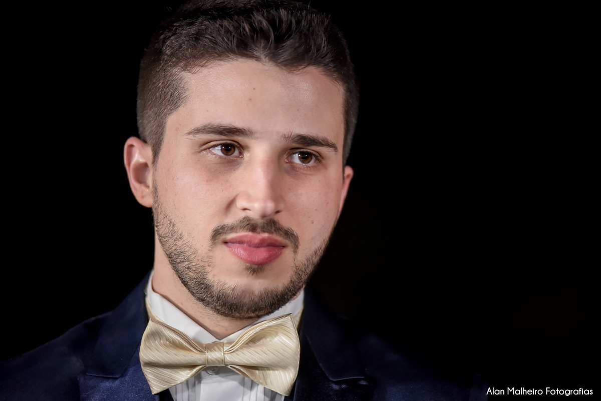 casamento tradicional-fotógrafo-fotógrafo-em-Marília-Noiva-fotógrafo em marília-aliança-casamento-Mari Cabelo Estetica-zankyu-Luciano Arantes-Mara Vieira-Iraides Bevlaqua-Vestido-foto de casamento-Buquê-Banda Frisson-Camila Nery-Patricia Guimarães-wedding