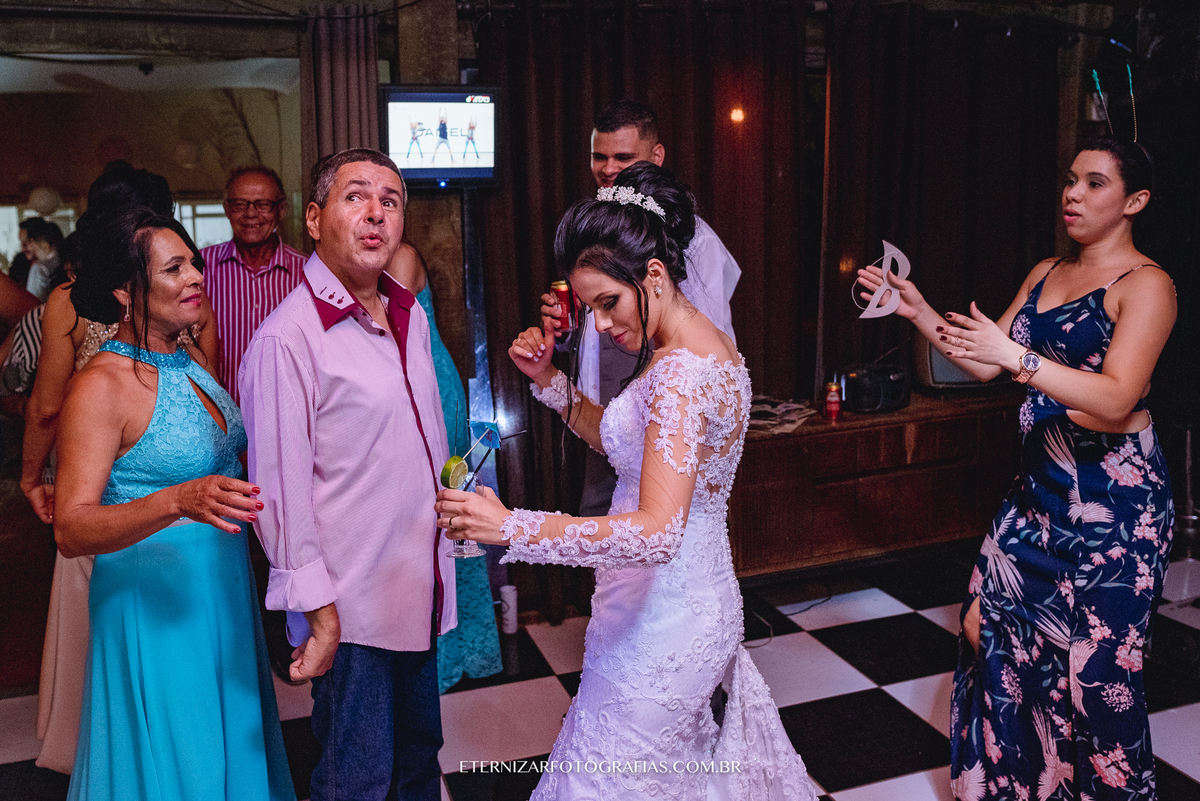 FOTOGRAFO DE CASAMENTO BAURU-SP
FOTOGRAFIA DE CASAMENTO
NOIVOS 
CASAMENTO NO CAMPO