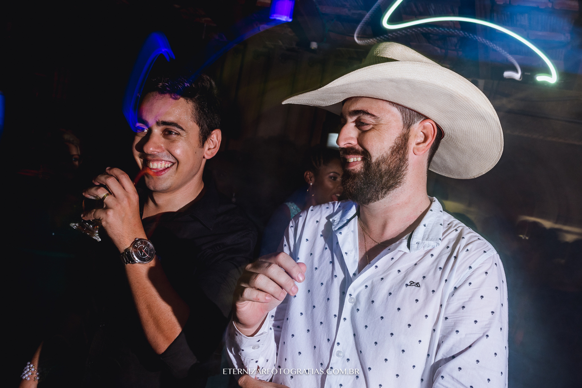 FOTOGRAFO DE CASAMENTO BAURU-SP
FOTOGRAFIA DE CASAMENTO
NOIVOS 
CASAMENTO NO CAMPO