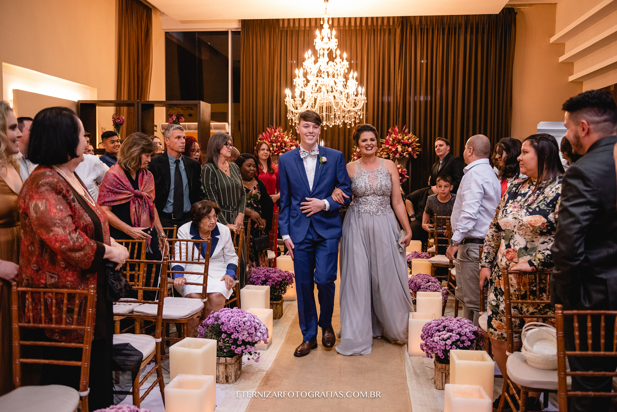NOIVO ENTRANDO
 CASAMENTO COMISSARIA BUFFET
BUFFET COMISSARIA BAURU-SP
FOTOGRAFIA DE CASAMENTO BAURU-SP
FOTOGRAFO DE CASAMENTO