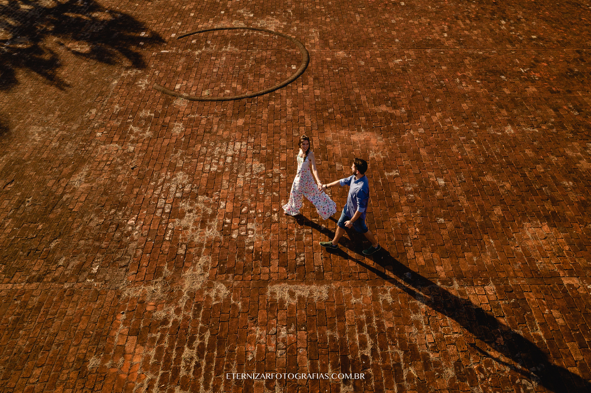 FOTO ENSAIO DE CASAL COM DRONE 
FOTOS DE CASAL
FOTOGRAFIA DE CASAL
ENSAIO DE CASAL
ENSAIO PRE WEDDING 