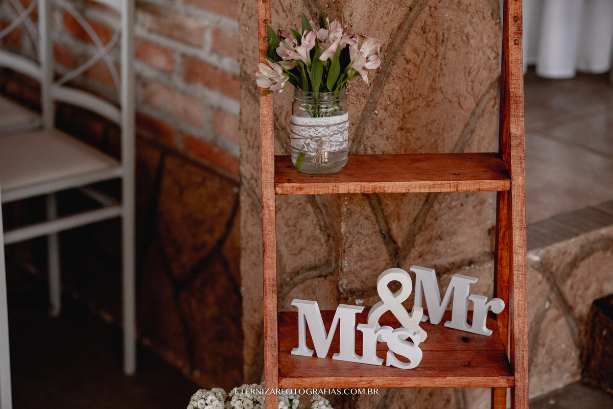 DECORAÇÃO DE CASAMENTO NO CAMPO